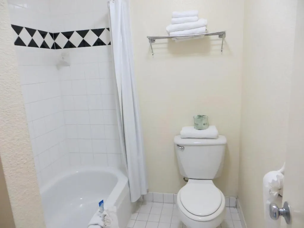 Americas Best Value Inn Las Vegas Strip 2*,